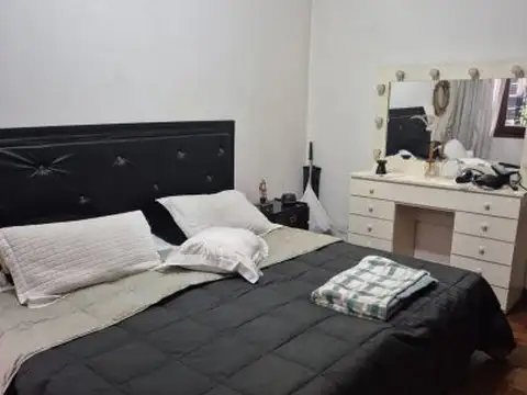 Depto Tipo Casa en Venta con 1 cocheras
