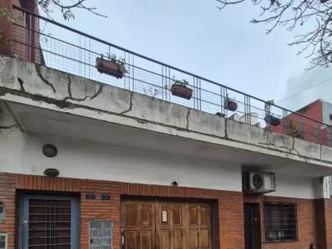 Zuviría 2100, Piso 1