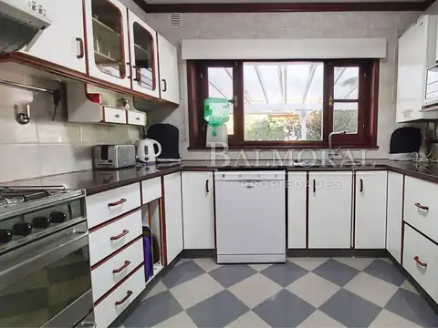 Casa en Alquiler Temporal de 4 dormitorios