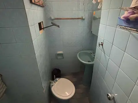 Departamento 4 ambientes con 2 baños