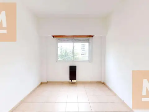 Departamento en Alquiler en Plaza Rocha, $ 450.000