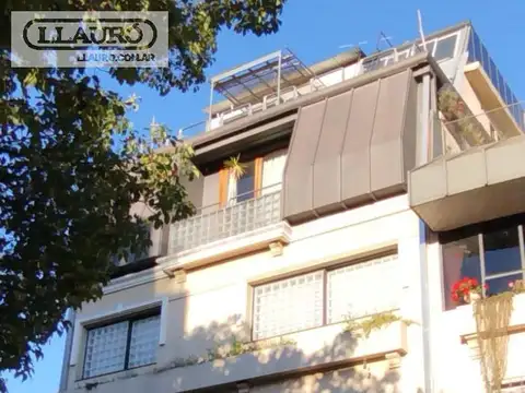 Ramon Castilla  al 3000 -  Palermo Chico, casa en 4 plantas