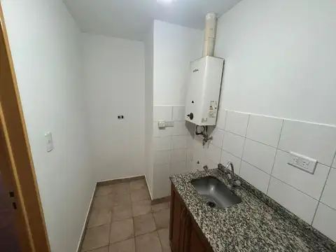 Alquilo Depto un Dor, con Balcon y Cocina Separada
