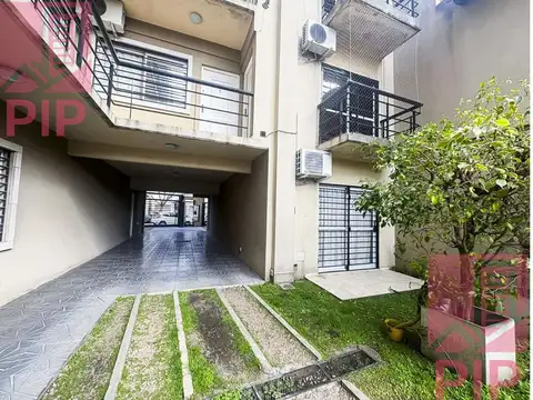 DEPARTAMENTO 2 AMBIENTES CON COCHERA EN ALQUILER