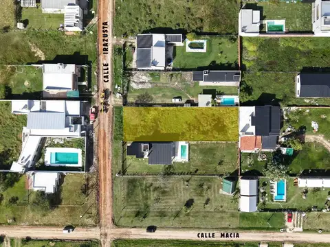 Terreno en Venta 50  mts Fondo