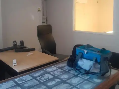 Local en Alquiler en San Nicolas De Los Arroyos, $ 1.500.000