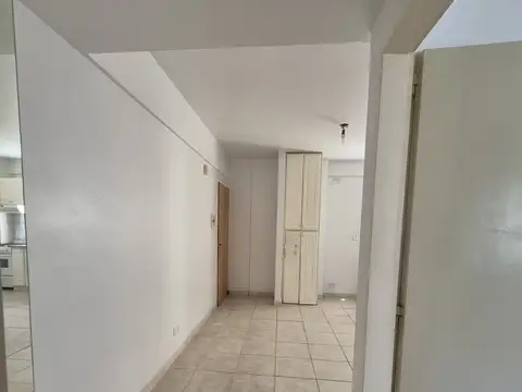 Departamento en Alquiler en Caseros, $ 400.000