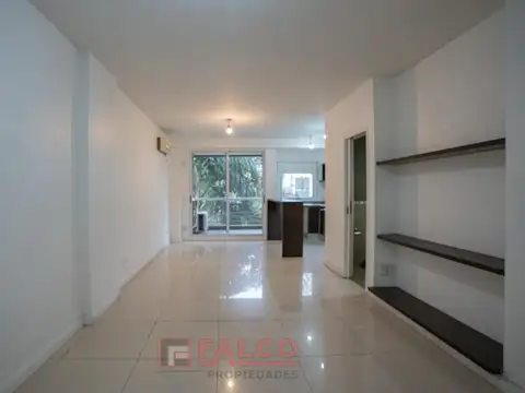 Moderno  2 ambientes con balcon a la calle en Centenera 800