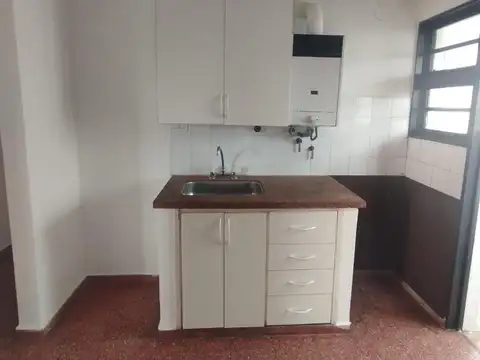 Solares 1900, Piso 2