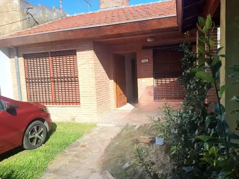 Casa En Venta San Miguel Dos Habitaciones, Amplio Fondo