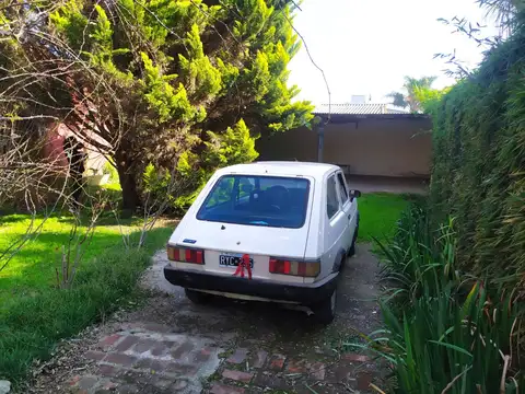 Cesareo B. De Quirós 3300