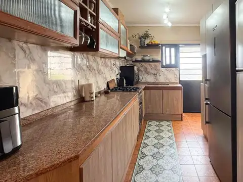 Departamento 4 ambientes con 2 baños