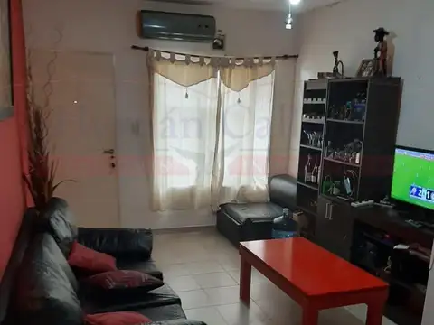 DEPARTAMENTO 2 AMBIENTES CON BALCÓN AL FRENTE