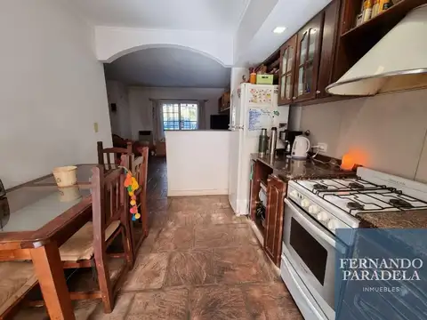 Casa en venta de 3 dormitorios c/ cochera en Villa Gobernador Udaondo