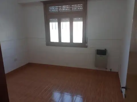 Depto Tipo Casa en Venta 35 años