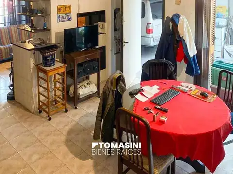 PH TIPO CASA DE 4 AMBIENTES DESARROLLADO EN DOS PLANTAS