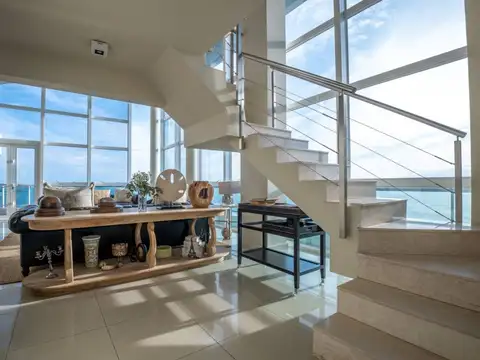 Duplex en Torre Aquarela con vista al mar