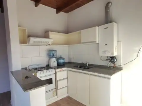 Casa 5 ambientes con 1 baño
