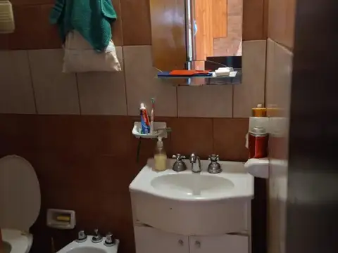 DOS DUPLEX MAS DEPARTAMENTO EN VENTA