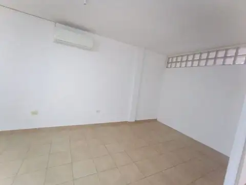 Depto Tipo Casa 4 ambientes con 1 baño