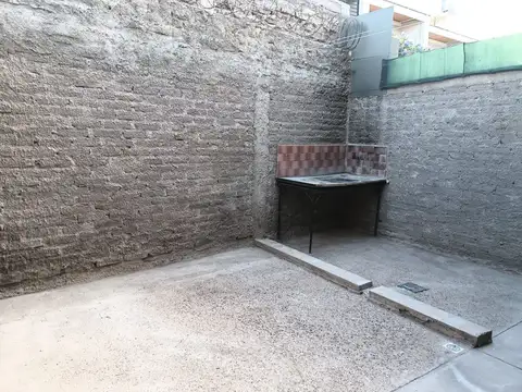 Depto Tipo Casa en Venta 8 años