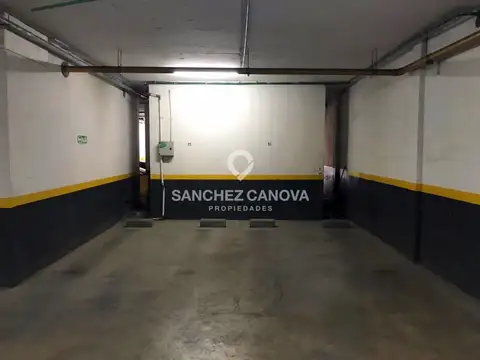 Cochera en Venta Cubierta