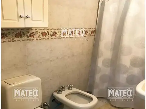 CONSTRUIDA EN PLANTA BAJA