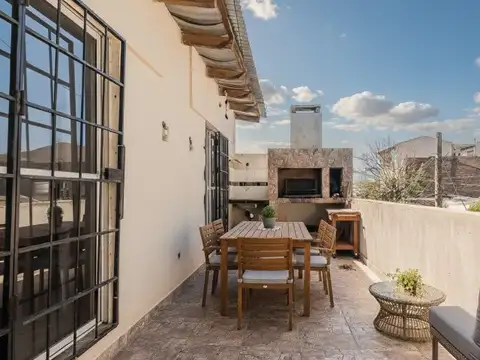 PH · En Venta · 2 PH En Bloque  · Cómodos e Independientes · Caseros