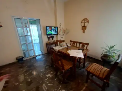 Depto Tipo Casa 2 ambientes con 1 baño