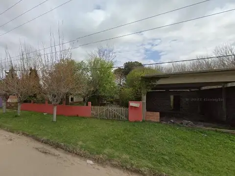 Casa en venta - 2 Dormitorios 1 Baño - Cochera - 965Mts2 - San Clemente del Tuyú