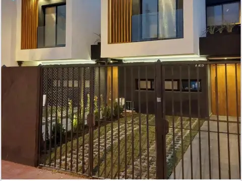 Duplex en Vito Dumas 325 - Punta Chica