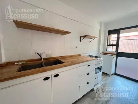Departamento en Alquiler en San Isidro Vias / Rolon, $ 900.000