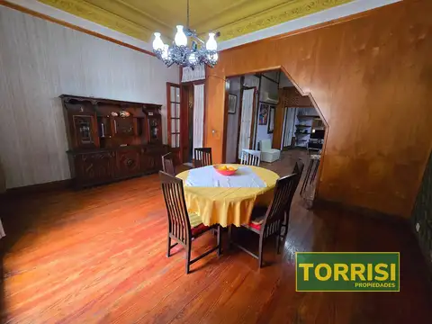 Depto Tipo Casa 5 ambientes con 3 baños