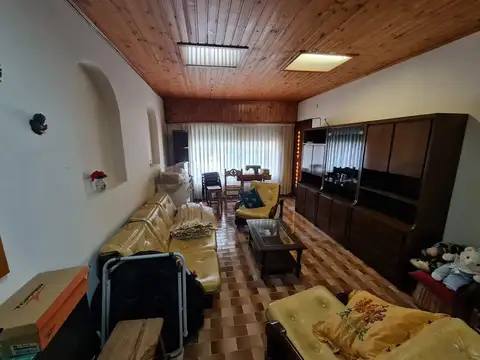 Los Castaños 158 APTO