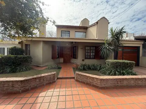 CASA 3 DORM PILETA APTA CREDITO ZONA MUJER URBANA