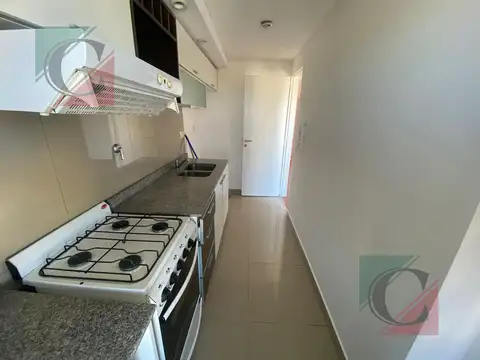 Departamento en Alquiler en Lanus Este, $ 600.000