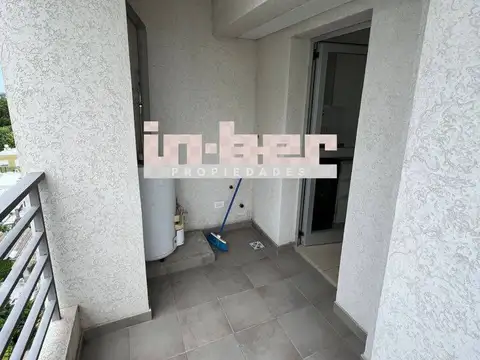 Depto Tipo Casa en Venta en Berazategui, USD 85.000