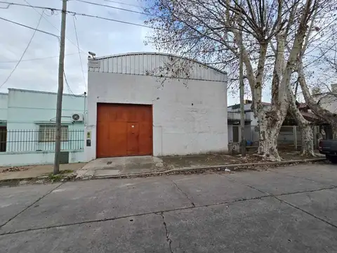 DEPOSITO EN VENTA 240 MTS BERNAL