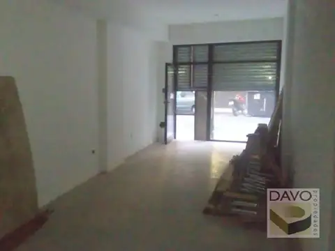 Venta Directa. Excelente Local A Estrenar 52 m2.