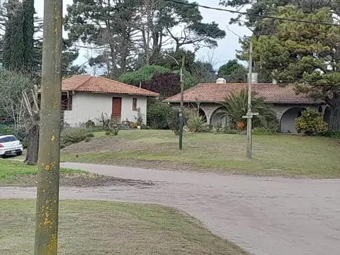 VENDO EN BLOCK  2 CASAS 485 MT DEL MAR VIVIENDA/TURISMO V3792