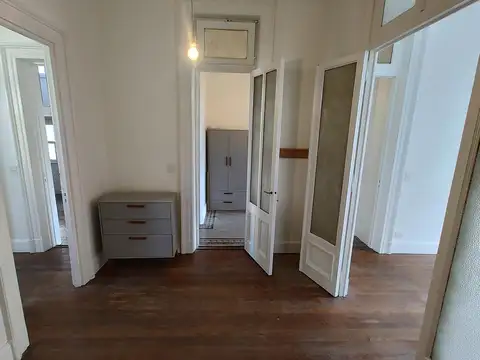 Departamento 5 ambientes con 2 baños