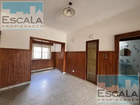 Casa en Alquiler en Barrio Industrial, $ 600.000