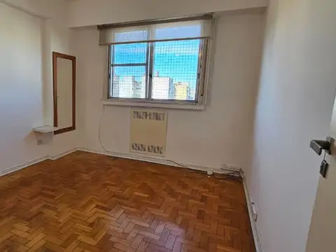 Departamento en Alquiler en Parque Chacabuco, $ 950.000