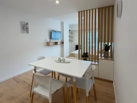 Almte Brown 2100, Piso 2