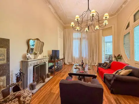 Casa en Venta de 5 dormitorios