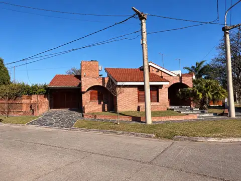 Casa en jesus maria 3 dormit b° la florida