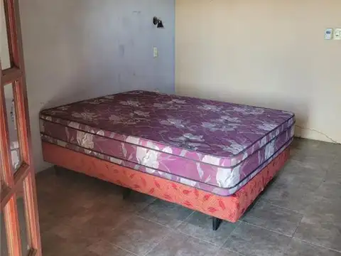 Casa en Venta con 5 cocheras