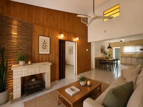 VENTA: Casa de dos dormitorios con pileta en Fisherton, Rosario
