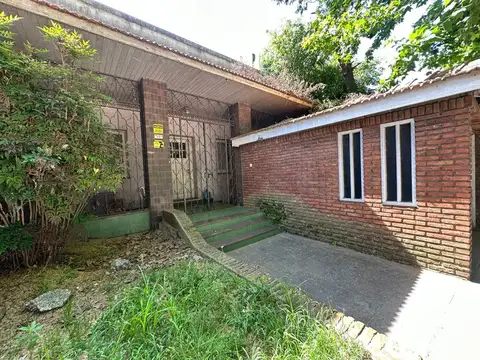 Casa 4 ambientes con 1 baño