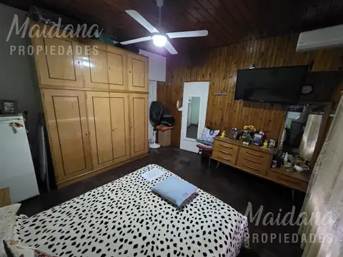Casa 3 ambientes con 2 baños